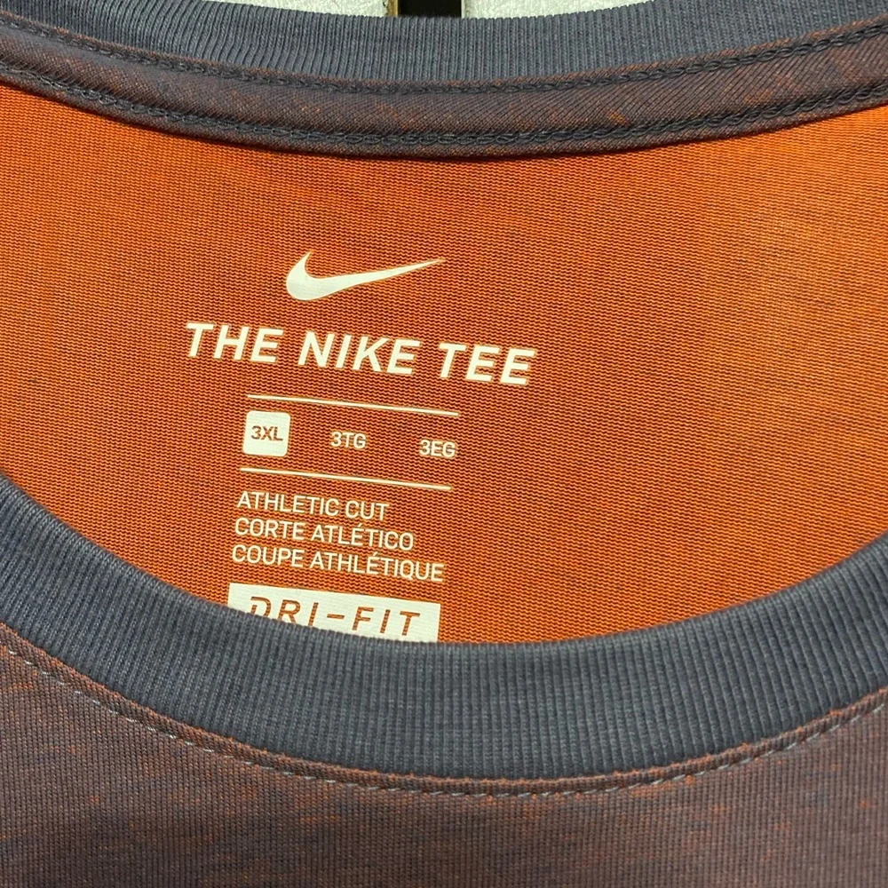T-shirt - Picture 4 of 4